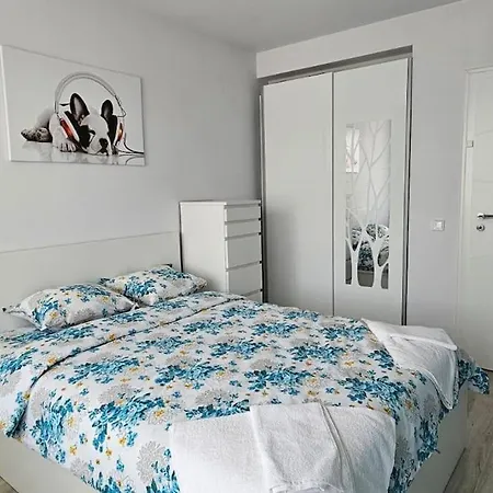 Liohov Apartment *