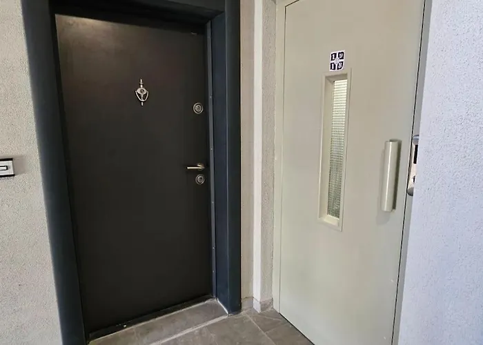 Apartment Liohov Varna